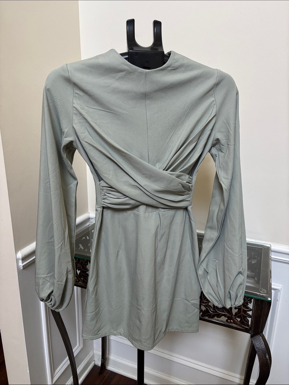Nasty Gal Light Sage Twist Front Puff Sleeve Dress size 0